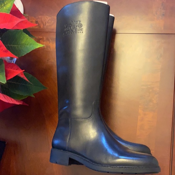 Coach women’s boots new with box - Picture 3 of 13